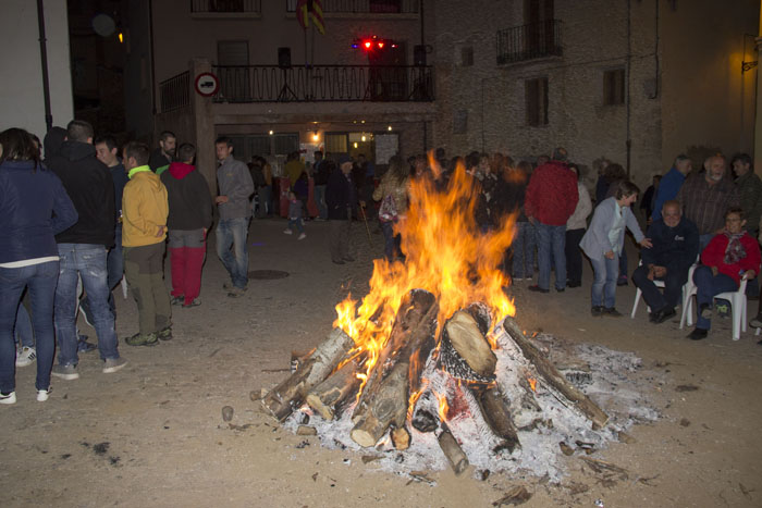 Hoguera, para aliviar el frio